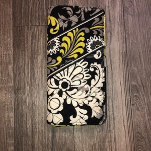 Vera Bradley Passport Portfolio